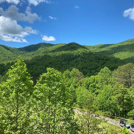 Condo With Stunning Mountain And 6Th Green Views Near Harrahs Cherokee Bryson City Whittier Esterno foto