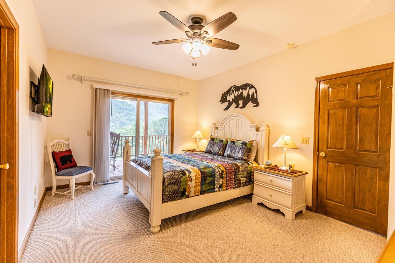 Condo With Stunning Mountain And 6Th Green Views Near Harrahs Cherokee Bryson City Whittier Esterno foto